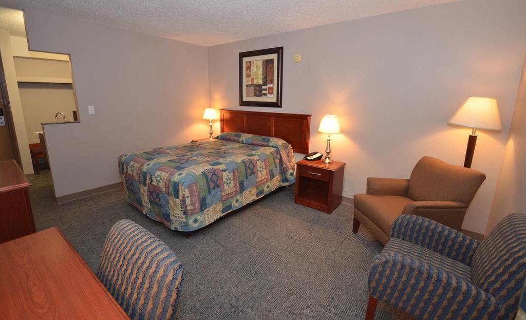 Travelodge Hanna Canada Grey Eksteriør bilde